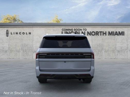 2025 Lincoln Navigator L Reserve