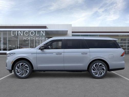 2025 Lincoln Navigator L Reserve