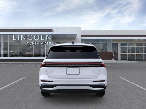 2025 Lincoln Nautilus Reserve