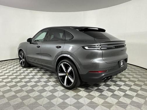 2024 Porsche Cayenne AWD