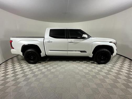 2025 Toyota Tundra Platinum