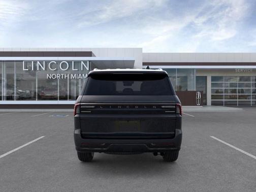 2025 Lincoln Navigator Reserve