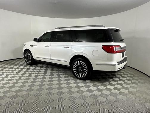 2019 Lincoln Navigator L Black Label