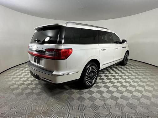 2019 Lincoln Navigator L Black Label