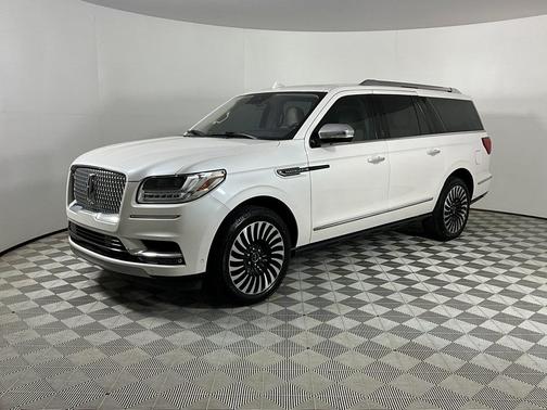 2019 Lincoln Navigator L Black Label