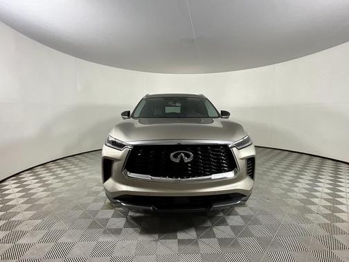 2022 INFINITI QX60 Luxe