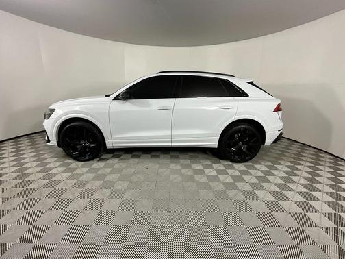 2023 Audi RS Q8 4.0T quattro