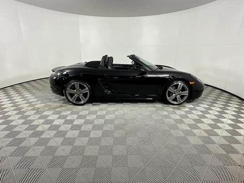 2025 Porsche 718 Boxster 