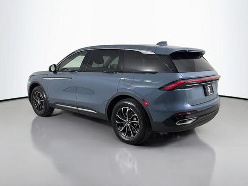 Blue Metallic 2026 Lincoln Nautilus Premiere