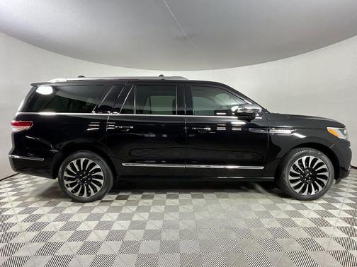 2023 Lincoln Navigator L Black Label