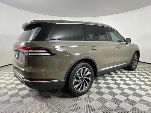 2025 Lincoln Aviator Premiere