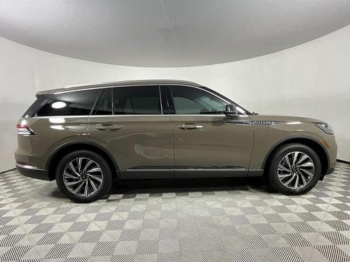 2025 Lincoln Aviator Premiere