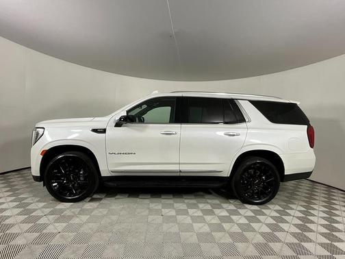 2022 GMC Yukon SLT