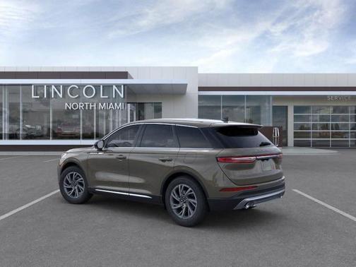 2025 Lincoln Corsair Premiere