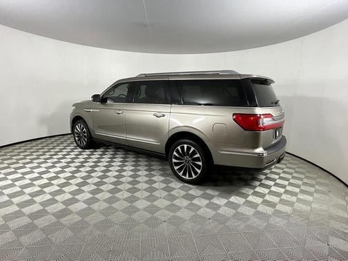 2019 Lincoln Navigator L Select