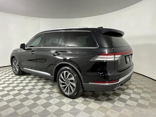 2025 Lincoln Aviator Premiere