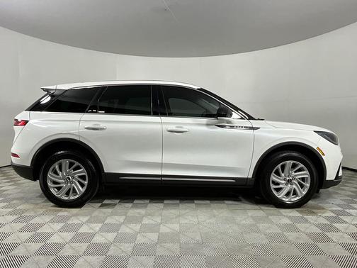 Pristine White 2023 Lincoln Corsair Standard