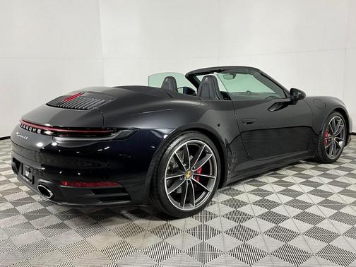 2020 Porsche 911 Carrera 4S