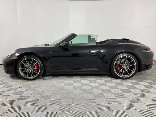 2020 Porsche 911 Carrera 4S