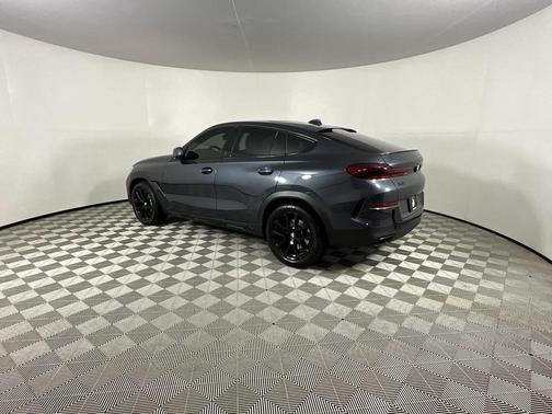 2022 BMW X6 xDrive40i