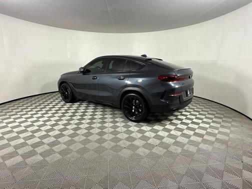 2022 BMW X6 xDrive40i