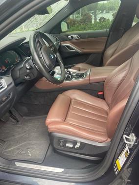 2022 BMW X6 xDrive40i