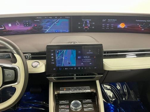 2024 Lincoln Nautilus Black Label