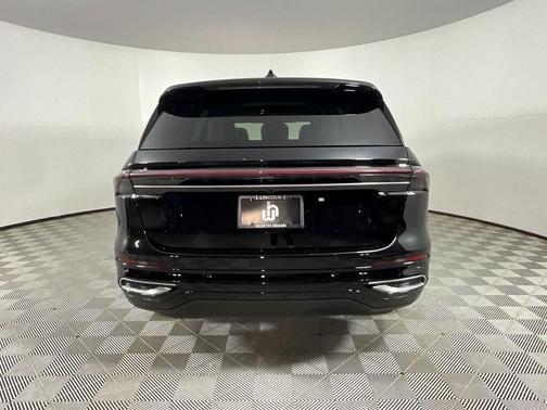 2025 Lincoln Nautilus Reserve