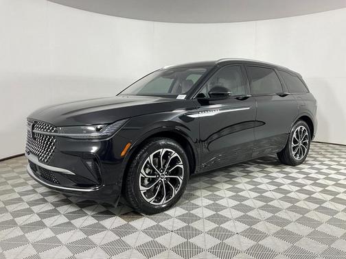 2025 Lincoln Nautilus Reserve