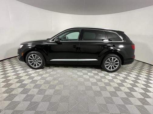 2019 Audi Q7 55 Premium Plus