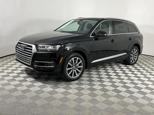 2019 Audi Q7 55 Premium Plus