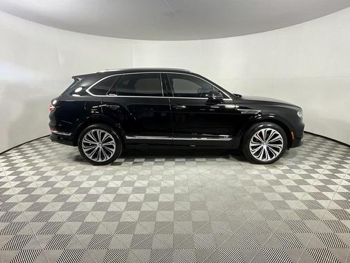 2022 Bentley Bentayga V8