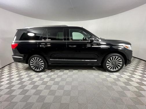 2019 Lincoln Navigator Reserve