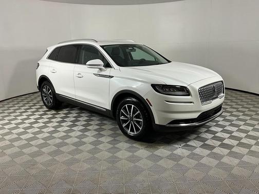 2022 Lincoln Nautilus Standard