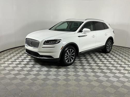 2022 Lincoln Nautilus Standard