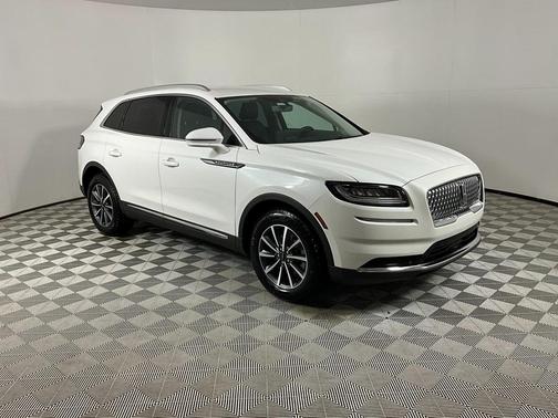 2022 Lincoln Nautilus Standard