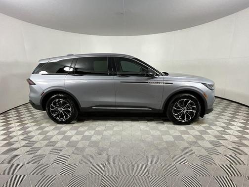 Gray Metallic 2025 Lincoln Nautilus Premiere