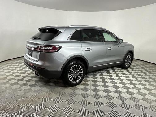 2023 Lincoln Nautilus Standard