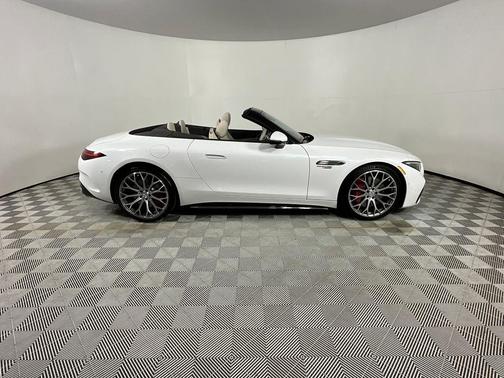 White 2022 Mercedes-Benz AMG SL 55 Base