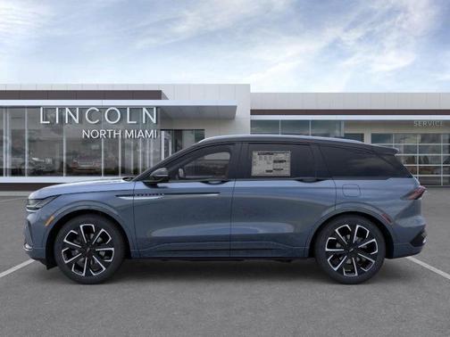 2025 Lincoln Nautilus Reserve