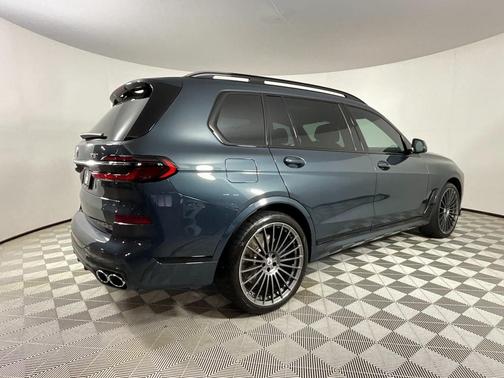 2025 BMW ALPINA XB7 Base
