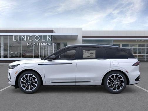 2025 Lincoln Nautilus Reserve