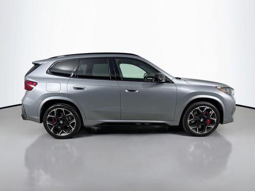 Metallic 2024 BMW X1 M35i