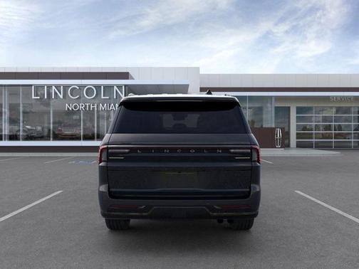 2025 Lincoln Navigator L Reserve