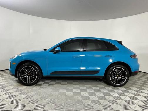 2020 Porsche Macan Base