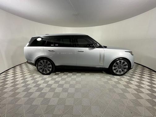 2023 Land Rover Range Rover Autobiography