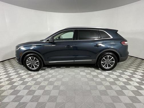 2022 Lincoln Nautilus Standard