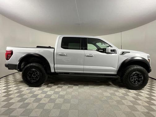 White Metallic 2025 Ford F-150 Raptor