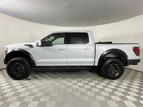 White Metallic 2025 Ford F-150 Raptor