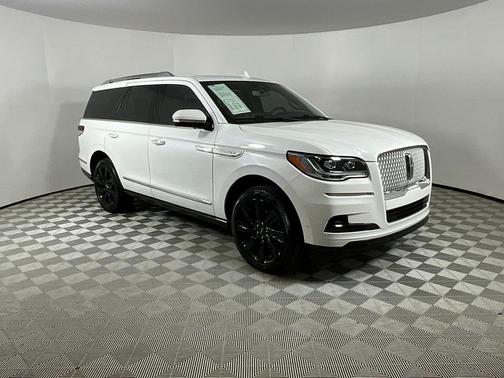 2023 Lincoln Navigator Reserve